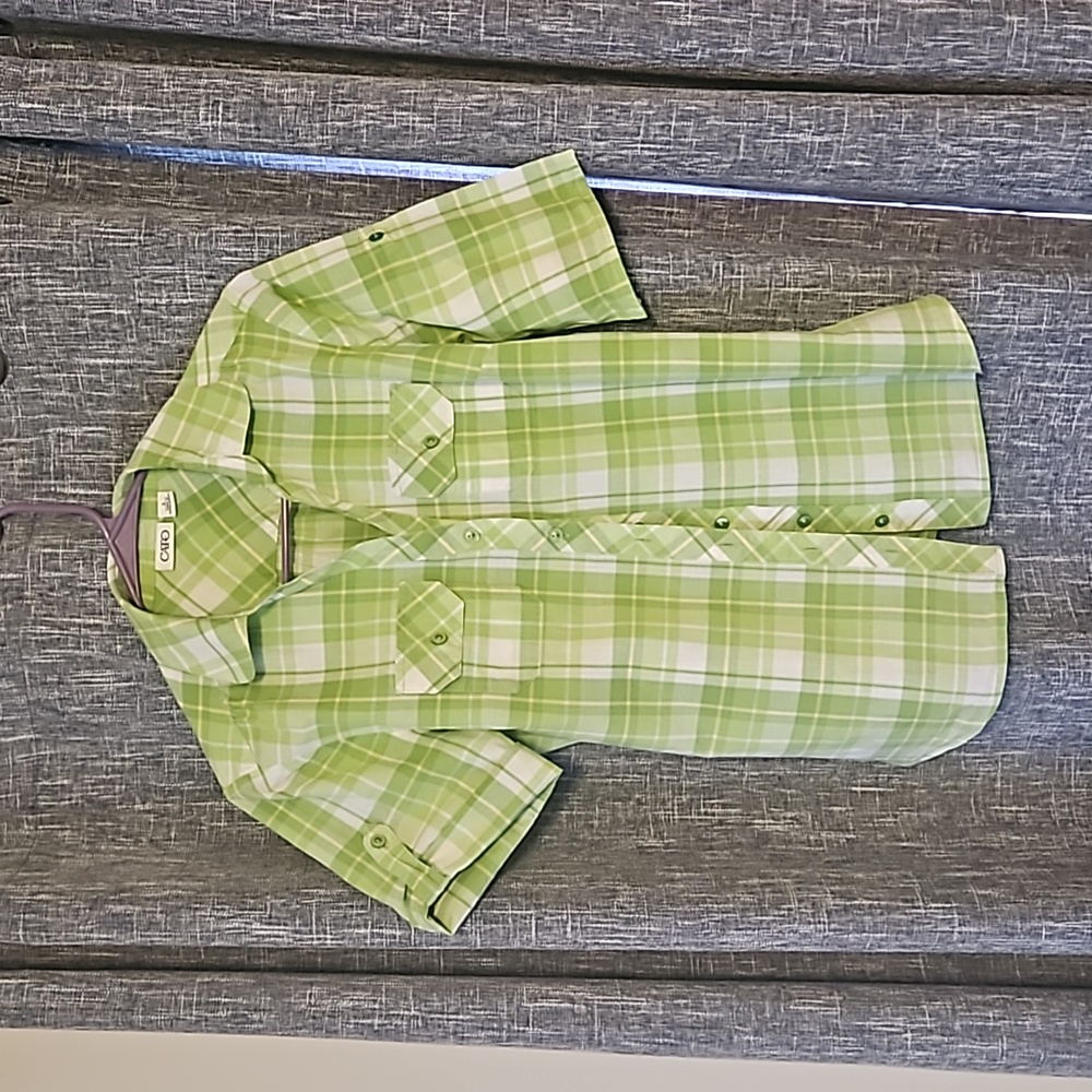 Green and white short sleeved button-up